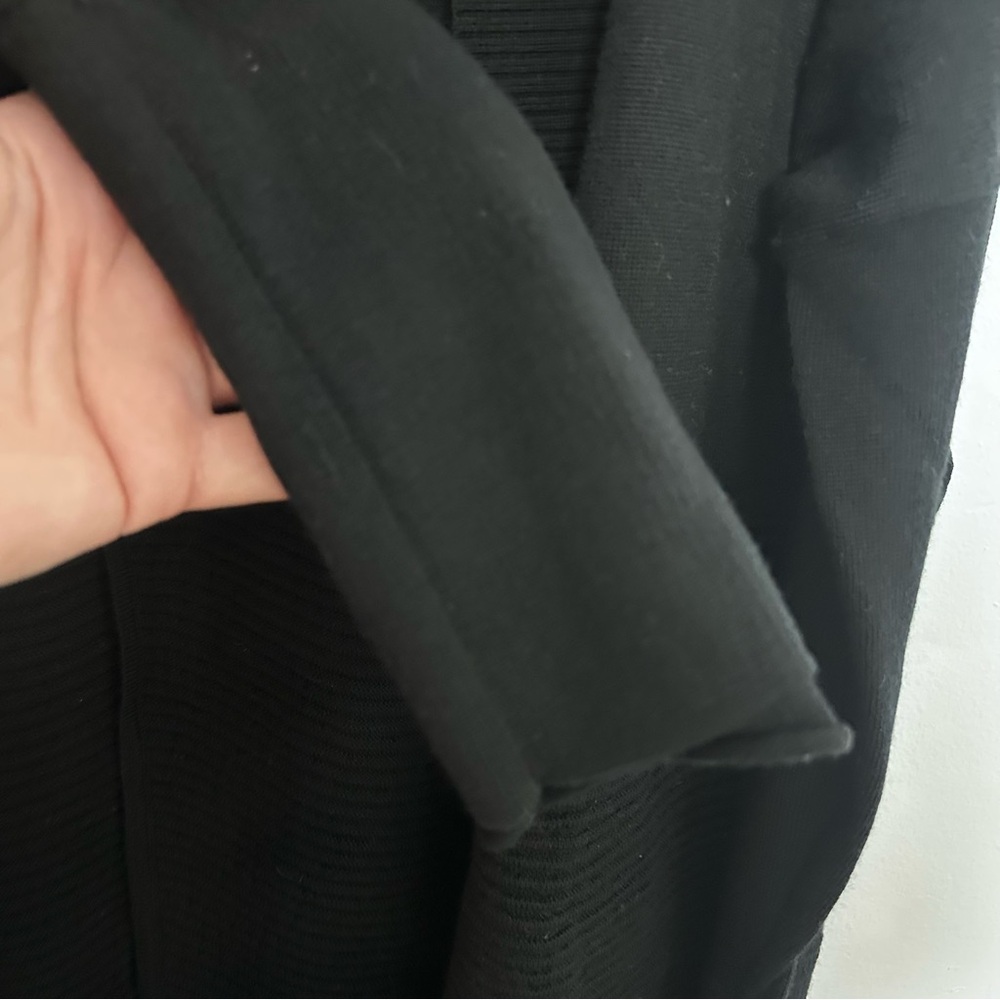 Lululemon Sit In Lotus Sweater Cardigan Wrap II Black Size 6 - Picture 9 of 11